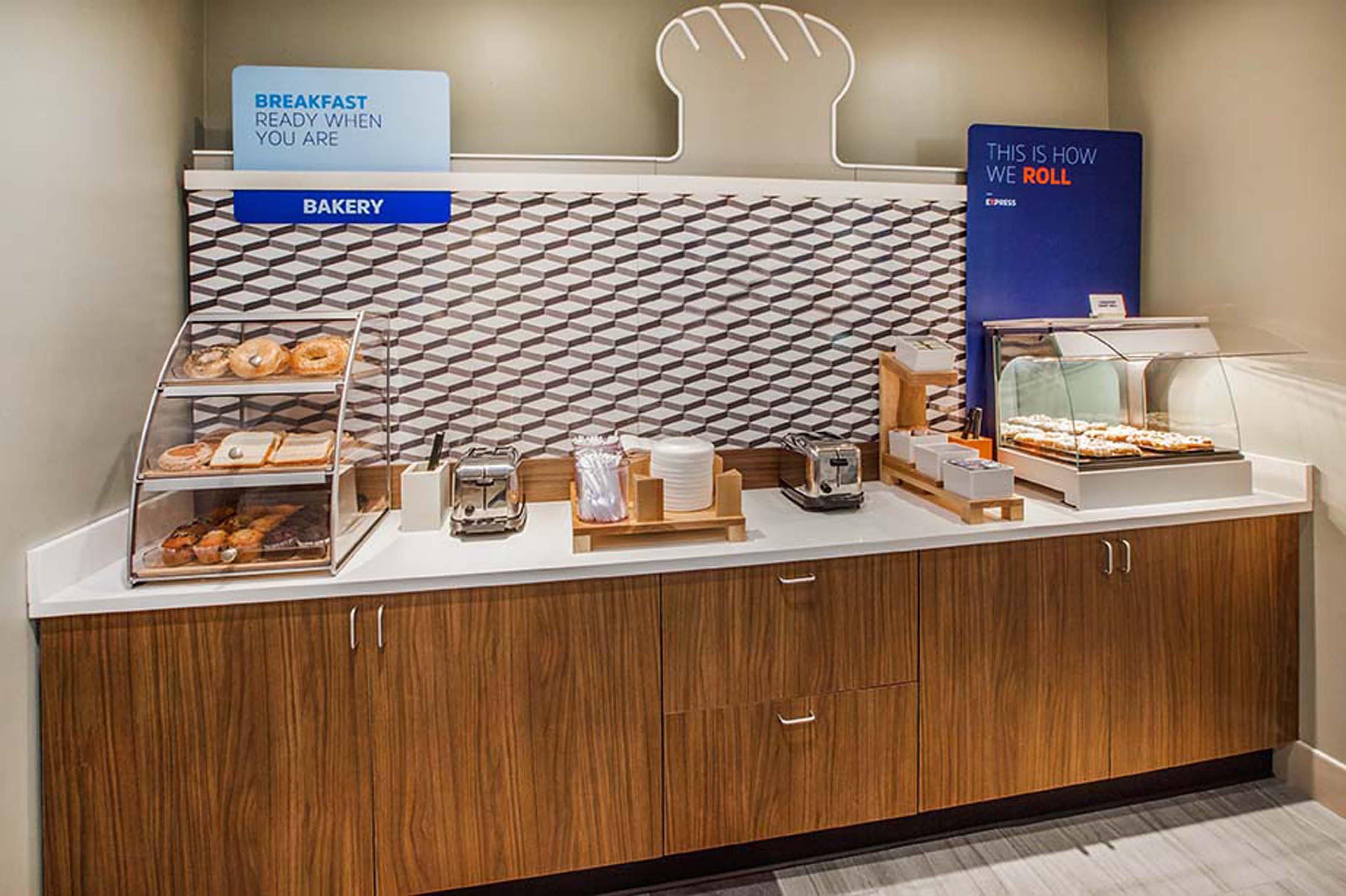 Holiday Inn Express & Suites Knoxville-Farragut By Ihg Bagian luar foto